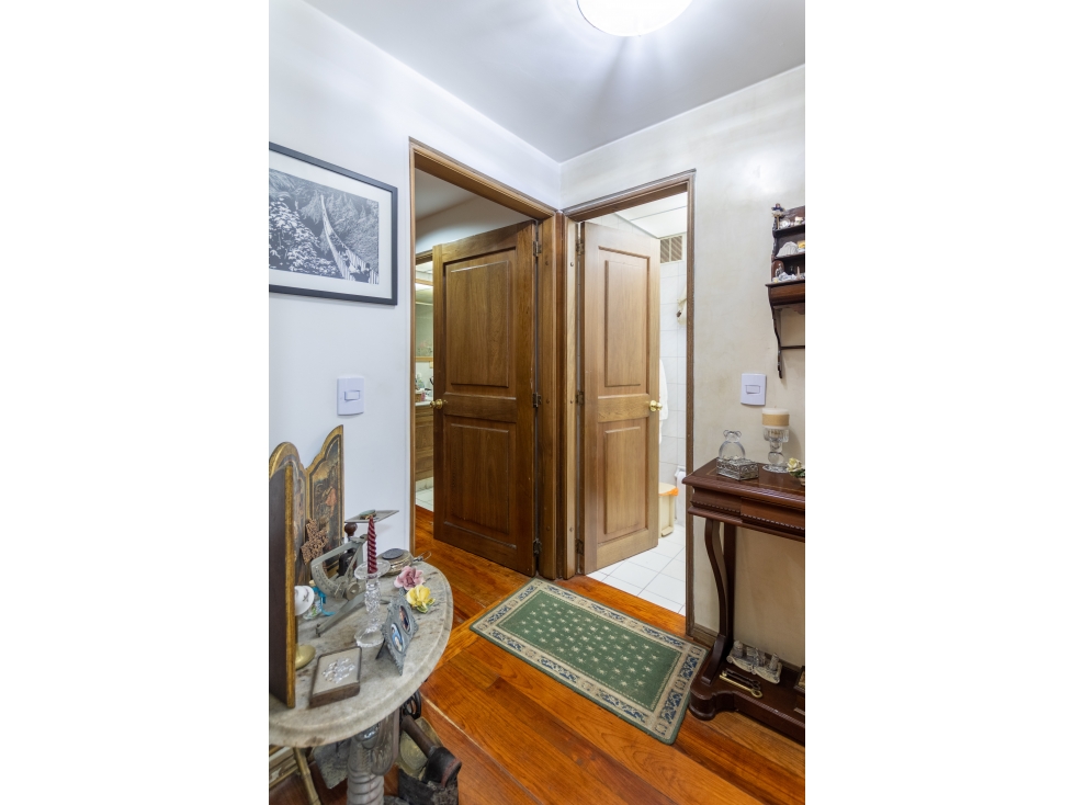 Apartamento en venta en Santa Barbara, Bogotá · foto 10 de 17