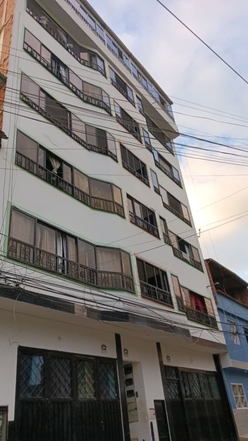 Apartamento de 3 alcobas en venta en La Trinidad, Floridablanca, 90 m² · foto 3 de 9