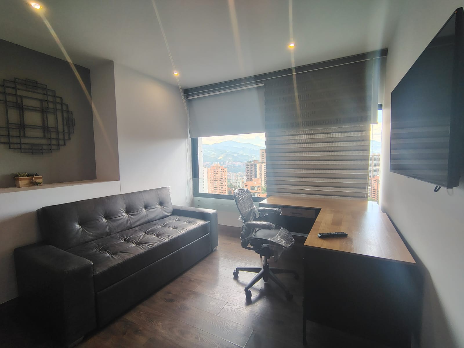 Apartamento en arriendo en El Poblado, Medellín · foto 8 de 17