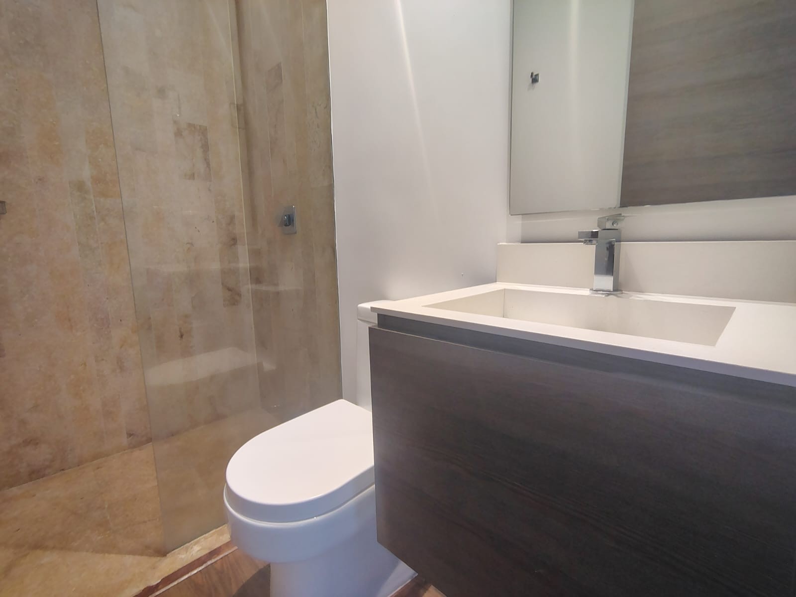 Apartamento en arriendo en El Poblado, Medellín · foto 17 de 17