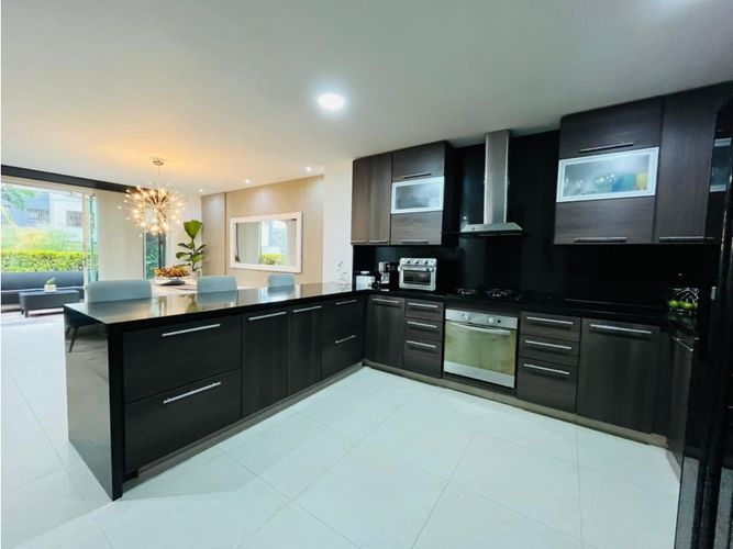 Casa de 4 alcobas en venta en Pinares, Pereira, 240 m² · foto 4 de 24