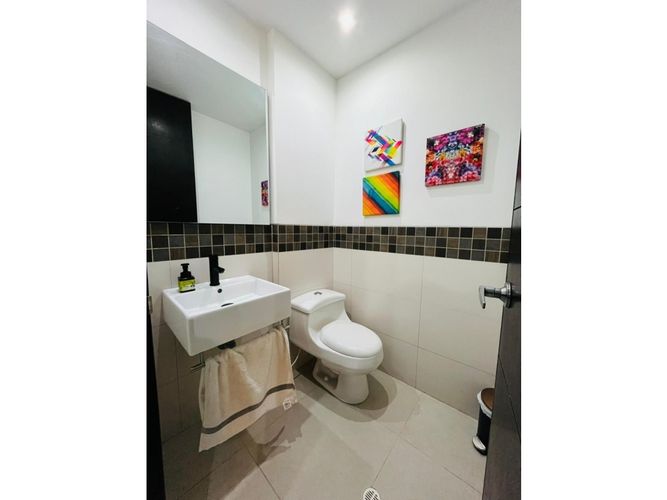 Casa de 4 alcobas en venta en Pinares, Pereira, 240 m² · foto 8 de 24