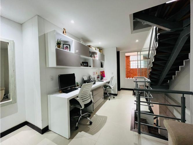 Casa de 4 alcobas en venta en Pinares, Pereira, 240 m² · foto 9 de 24