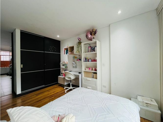 Casa de 4 alcobas en venta en Pinares, Pereira, 240 m² · foto 12 de 24