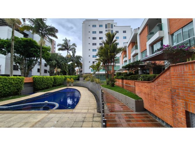 Casa de 4 alcobas en venta en Pinares, Pereira, 240 m² · foto 23 de 24