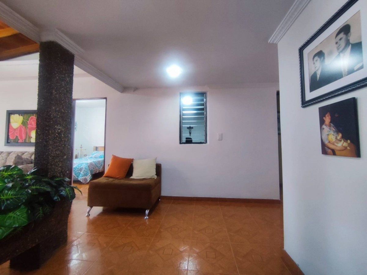 Apartamento en venta en Calasanz, Medellín · foto 7 de 24