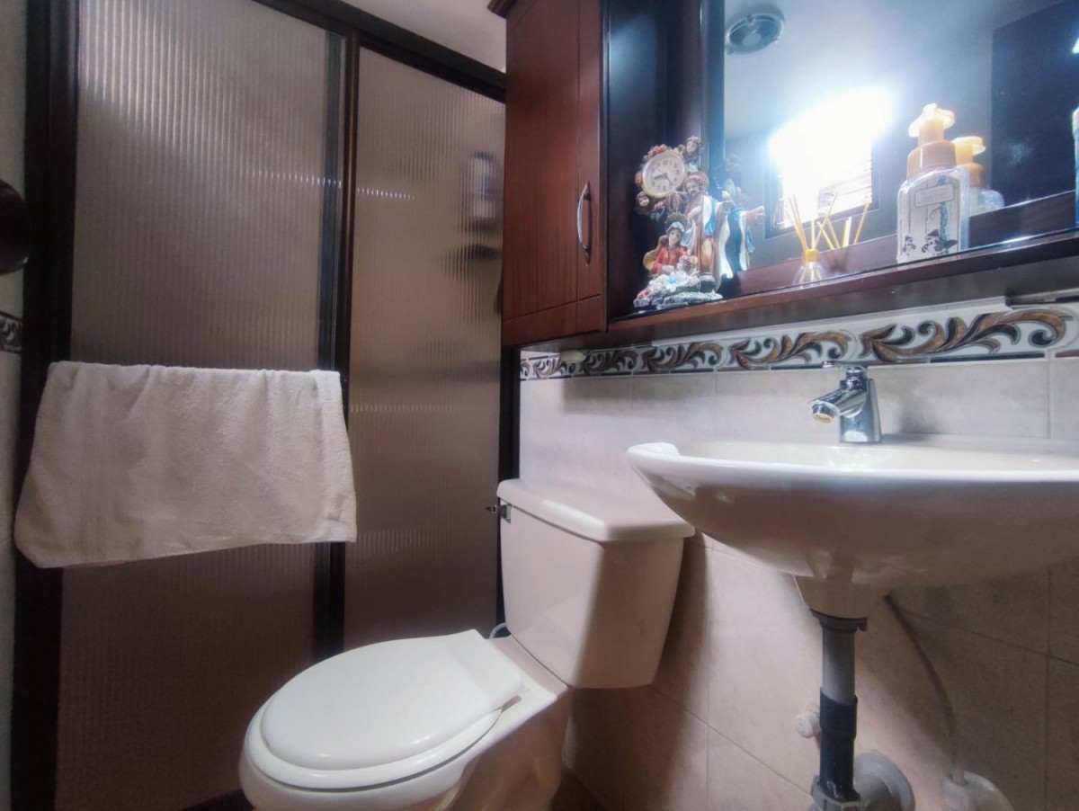 Apartamento en venta en Calasanz, Medellín · foto 8 de 24