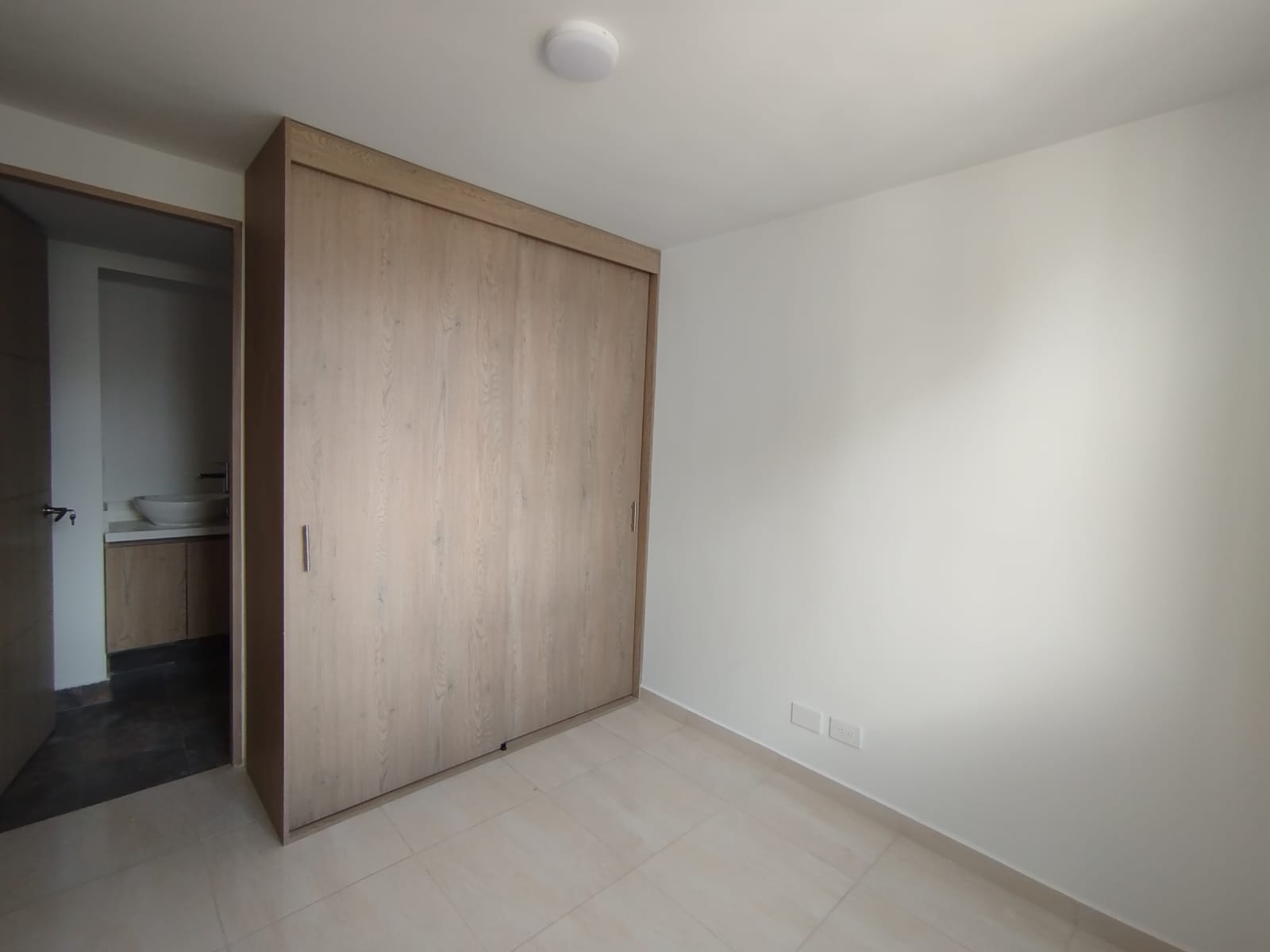 Apartamento en arriendo en Centro, Rionegro · foto 13 de 15