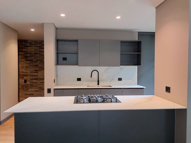 Apartamento de 2 alcobas en arriendo en El Poblado, Medellín, 120 m² · foto 6 de 17