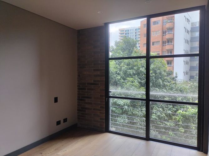 Apartamento de 2 alcobas en arriendo en El Poblado, Medellín, 120 m² · foto 8 de 17