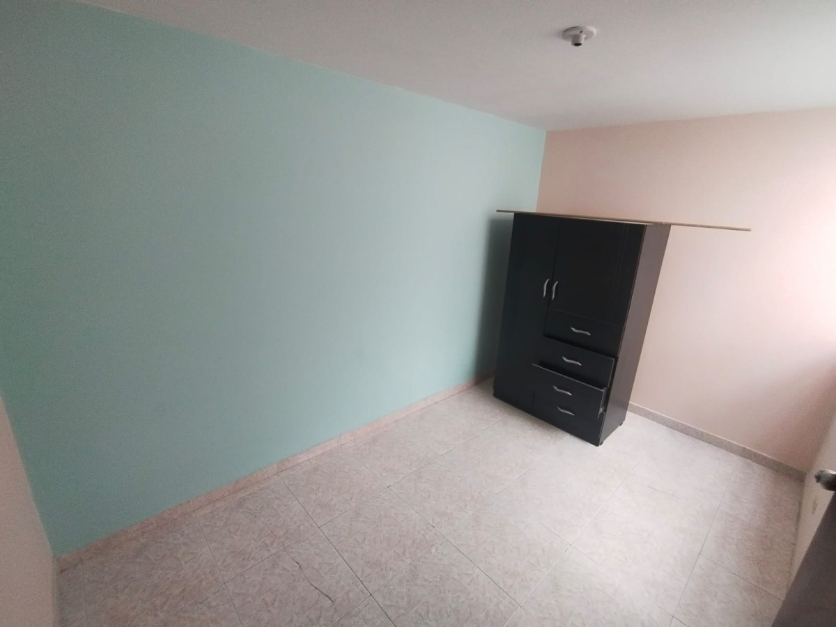 Casa en venta en El Muelle, Bogotá · foto 9 de 17
