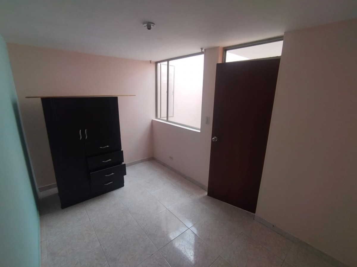 Casa en venta en El Muelle, Bogotá · foto 11 de 17