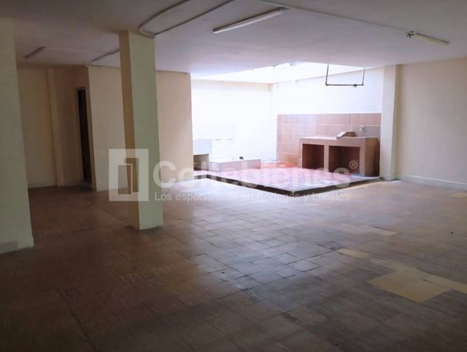 Local en arriendo en La Floresta, Medellín, 330 m² · foto 9 de 12