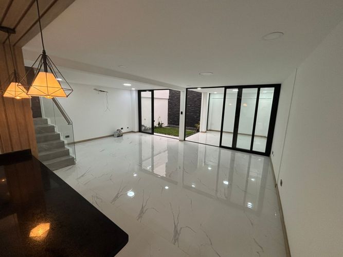 Casa de 3 alcobas en venta en El Ingenio, Cali, 170 m² · foto 1 de 23