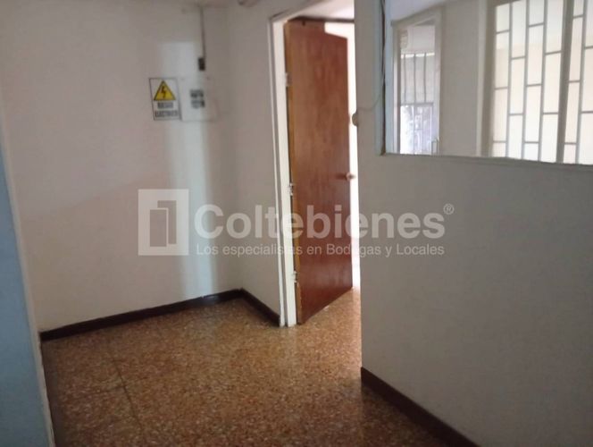 Local en arriendo en La Floresta, Medellín, 180 m² · foto 5 de 12
