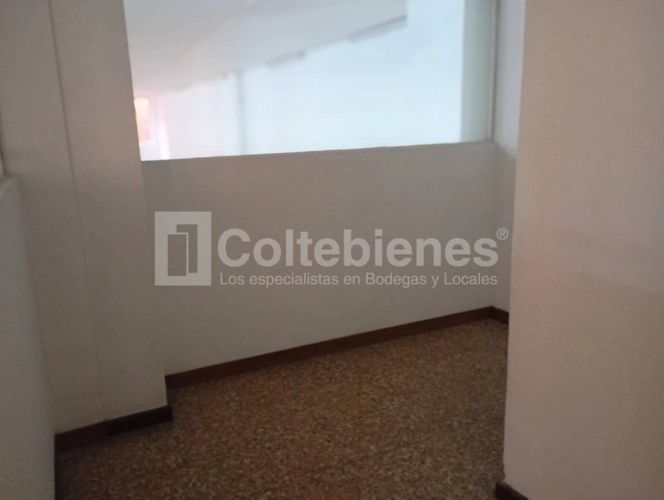 Local en arriendo en La Floresta, Medellín, 180 m² · foto 8 de 12