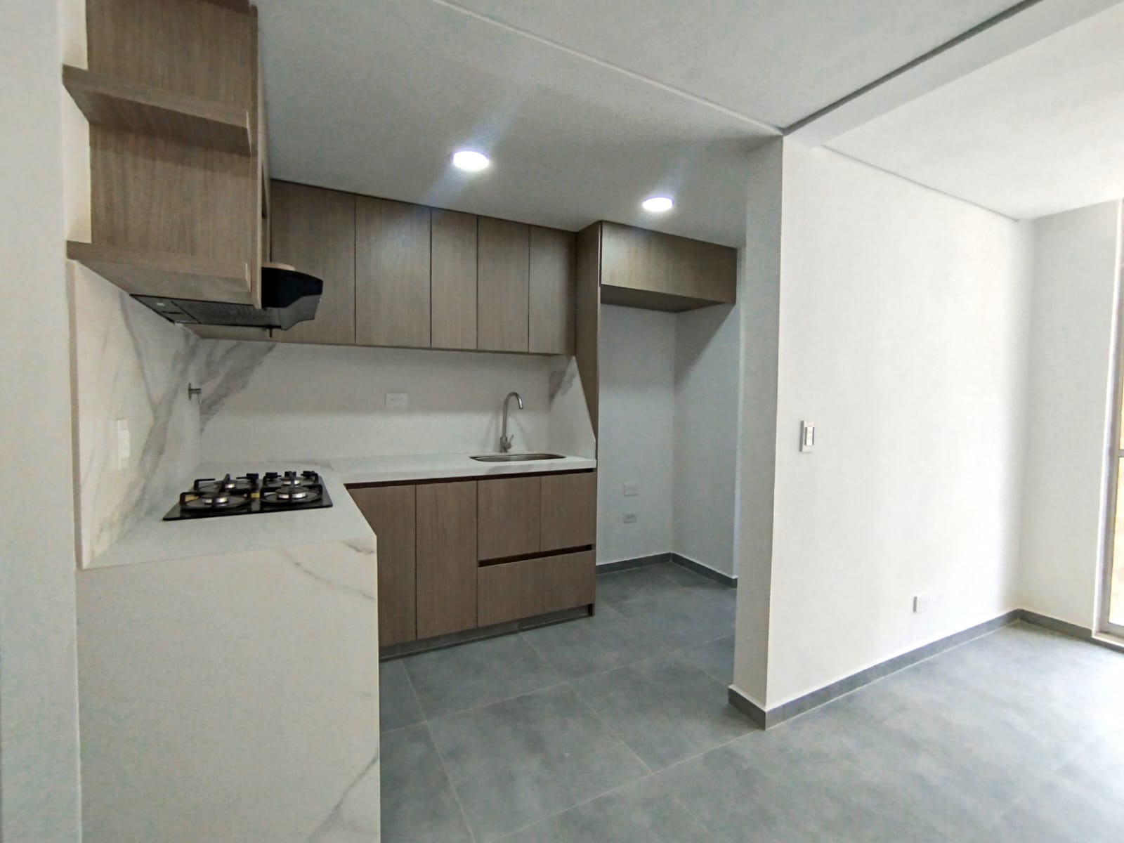 Apartamento en arriendo en Centro, Rionegro · foto 3 de 13