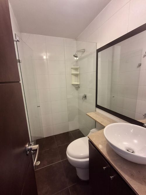 Apartamento de 3 alcobas en arriendo en El Poblado, Medellín, 130 m² · foto 15 de 24