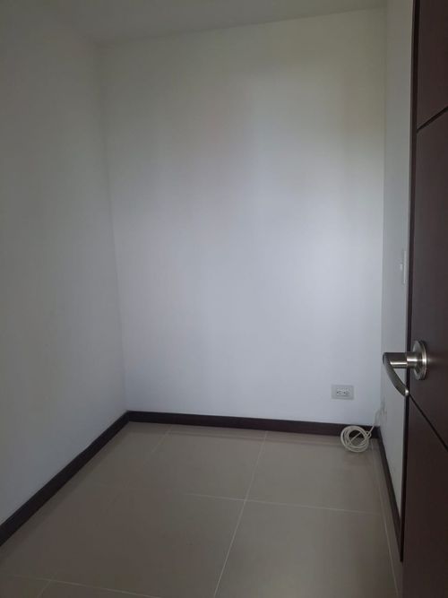 Apartamento de 3 alcobas en arriendo en El Poblado, Medellín, 130 m² · foto 16 de 24