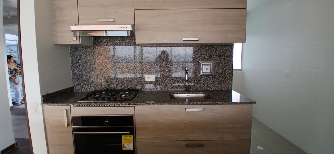 Apartamento de 3 alcobas en venta en Conjunto Residencial Monserrat, Floridablanca, 90 m² · foto 18 de 18