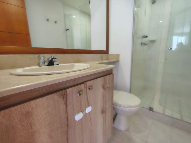 Apartamento de 2 alcobas en arriendo en El Poblado, Medellín, 100 m² · foto 17 de 18