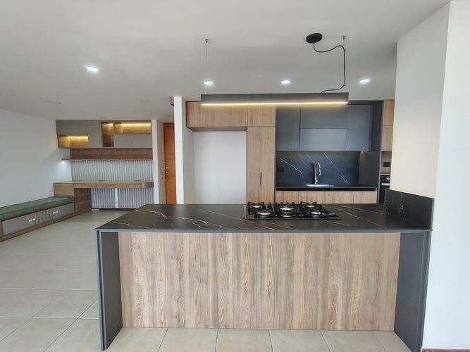 Apartamento de 2 alcobas en arriendo en El Poblado, Medellín, 100 m² · foto 7 de 18