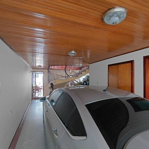 Casa de 4 alcobas en venta en Normandia, Bogotá, 247 m² · foto 23 de 24