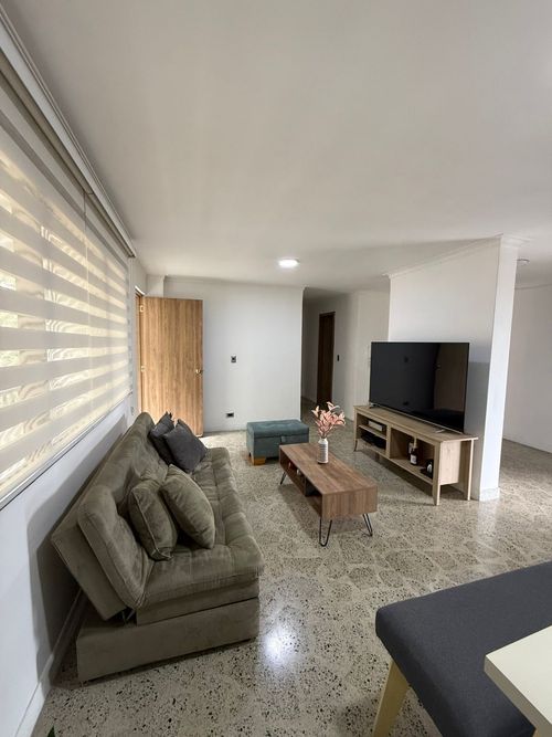 Apartamento de 3 alcobas en arriendo en Laureles, Medellín, 108 m² · foto 7 de 20