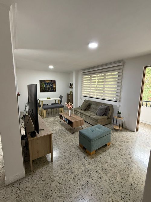Apartamento de 3 alcobas en arriendo en Laureles, Medellín, 108 m² · foto 14 de 20