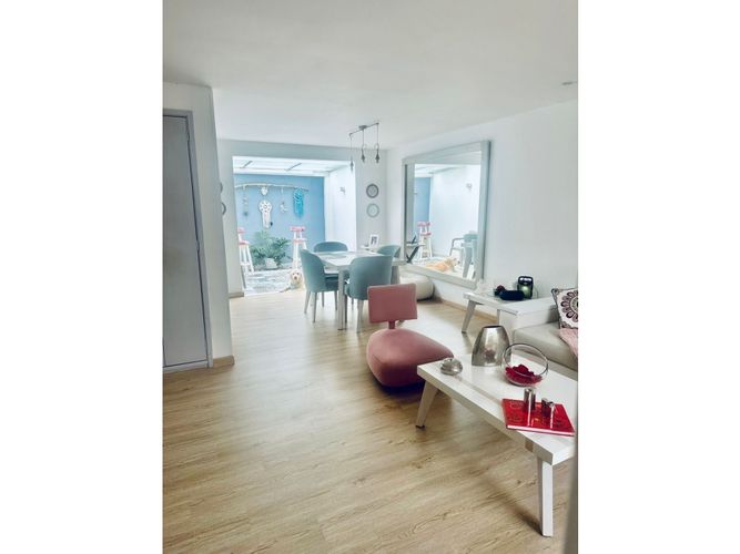 Casa en venta en Laura Vicuña, Chía · foto 3 de 23