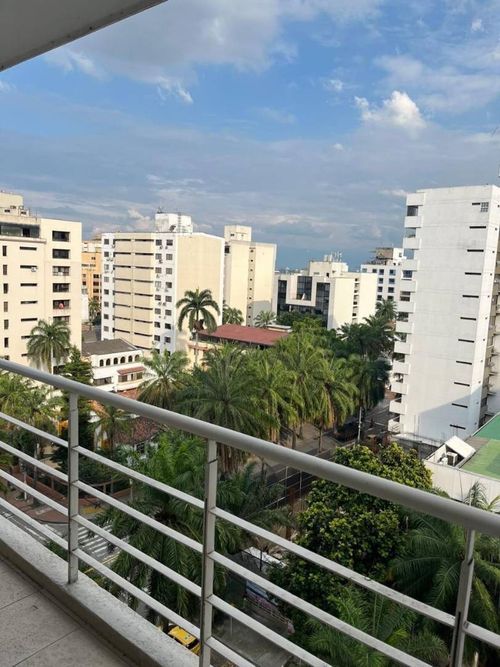 Apartamento en venta en Versalles, Cali · foto 2 de 15