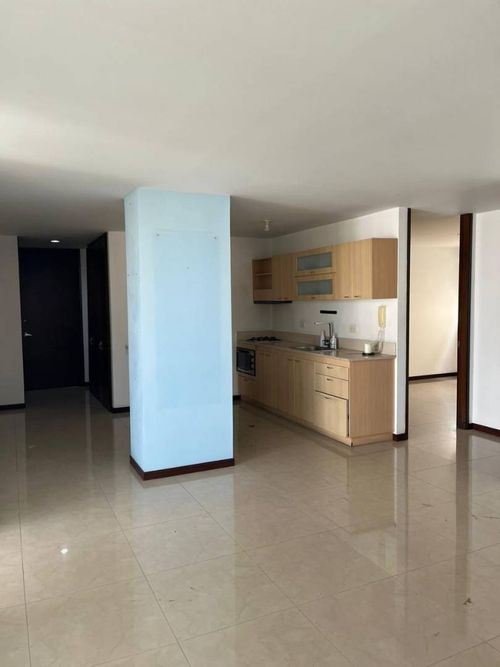Apartamento en venta en Versalles, Cali · foto 4 de 15