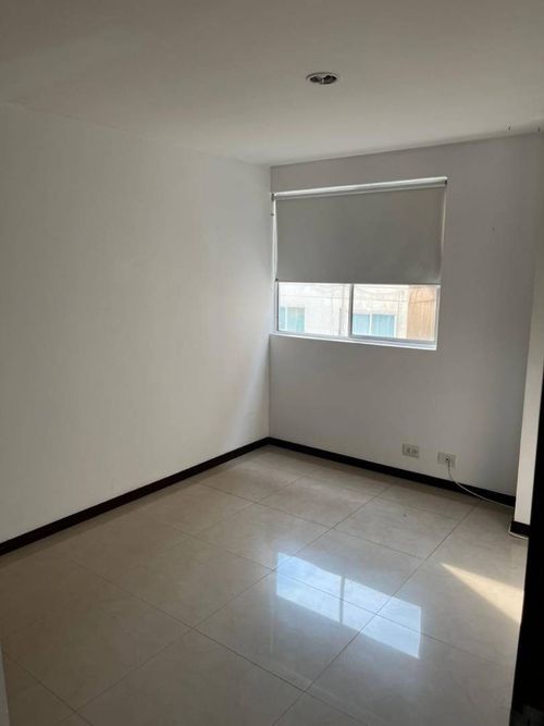 Apartamento en venta en Versalles, Cali · foto 8 de 15