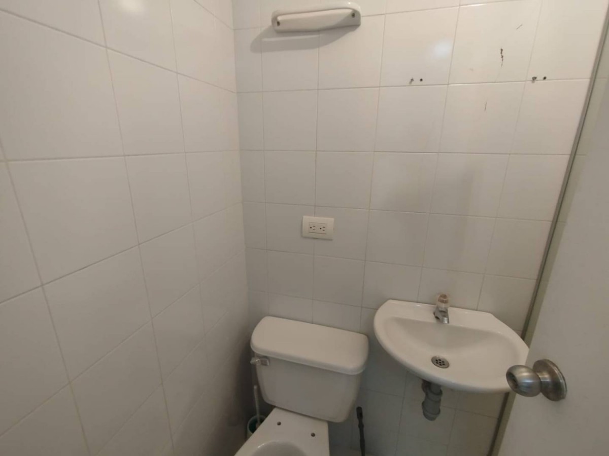 Apartamento en arriendo en Laureles, Medellín · foto 13 de 24