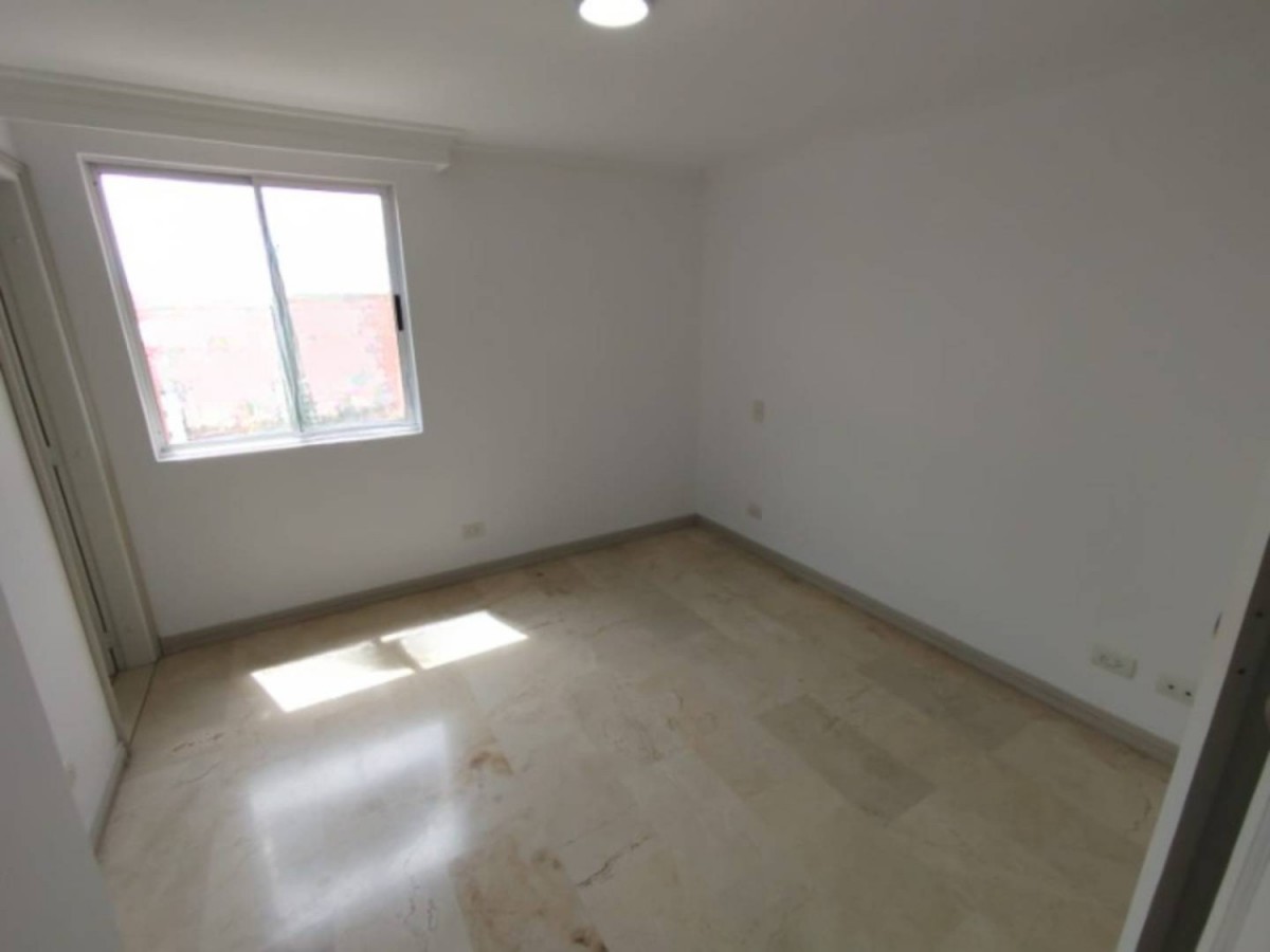 Apartamento en arriendo en Laureles, Medellín · foto 14 de 24