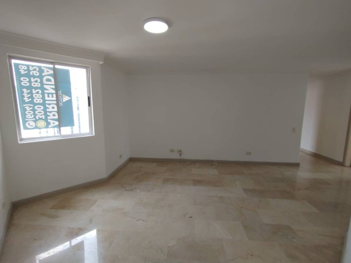 Apartamento en arriendo en Laureles, Medellín · foto 19 de 24