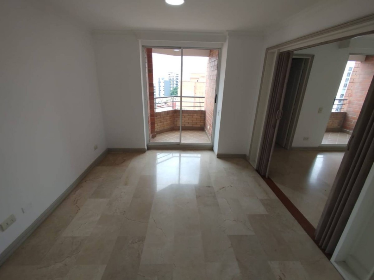 Apartamento en arriendo en Laureles, Medellín · foto 21 de 24
