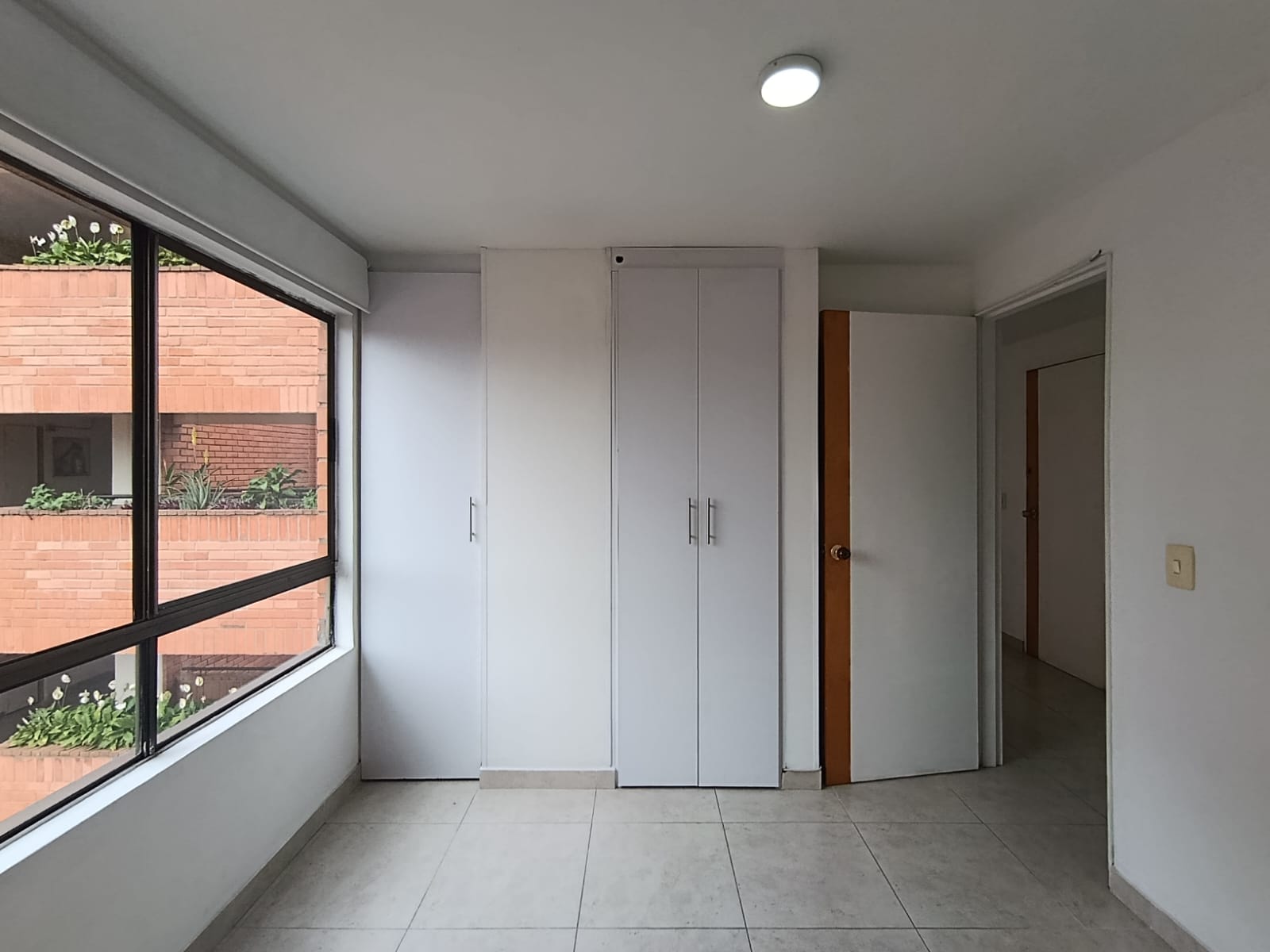 Apartaestudio en arriendo en Laureles, Medellín · foto 3 de 11