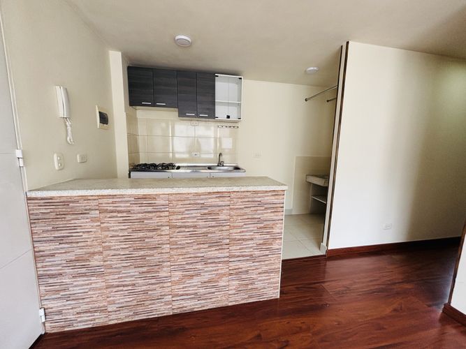 Apartamento de 2 alcobas en venta en San Antonio, Bogotá, 42 m² · foto 9 de 20