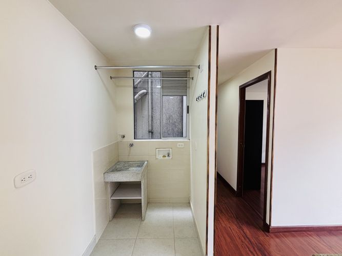 Apartamento de 2 alcobas en venta en San Antonio, Bogotá, 42 m² · foto 11 de 20