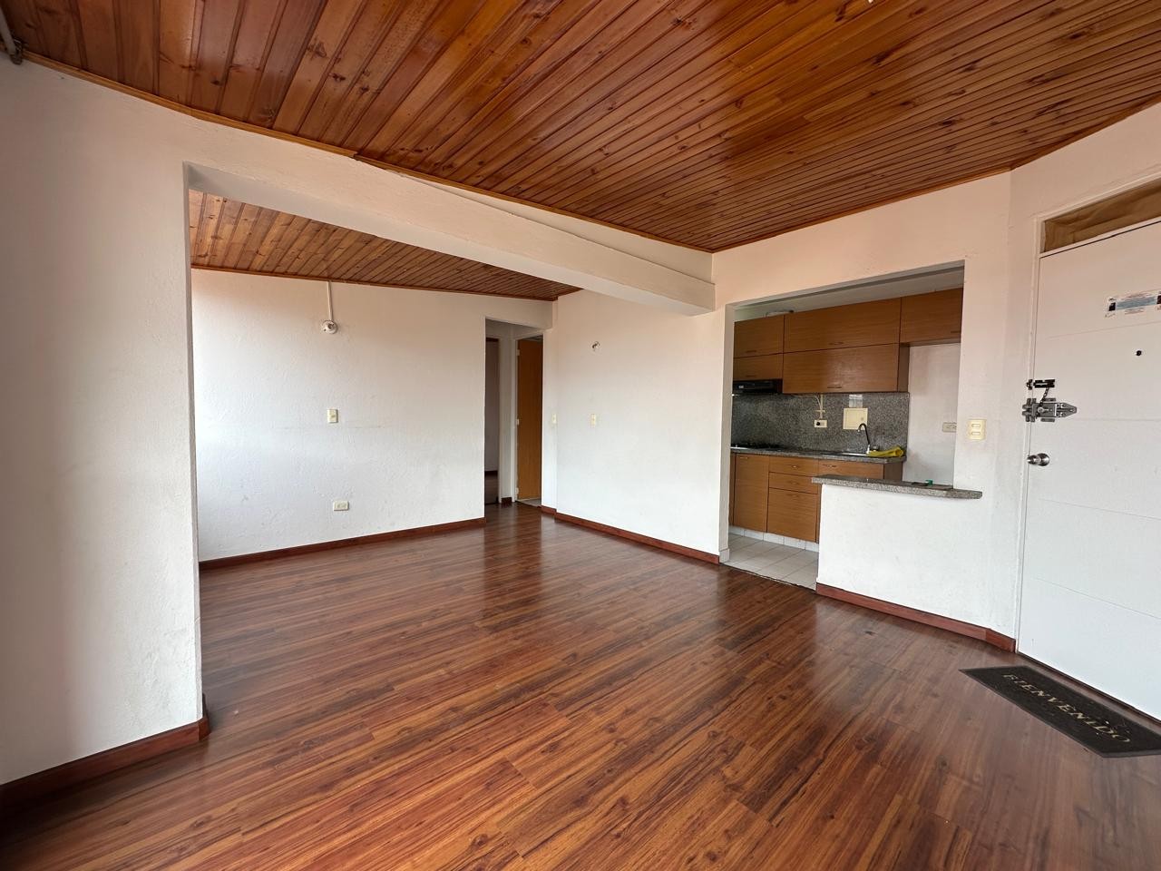 Apartamento en venta en Las Vegas De Santa Ana, Bogotá · foto 3 de 12
