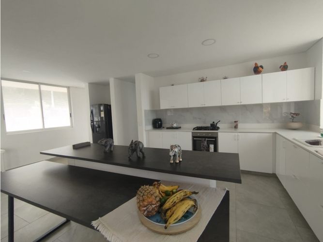 Casa de 3 alcobas en venta en Lomitas, La Ceja, 200 m² · foto 3 de 19