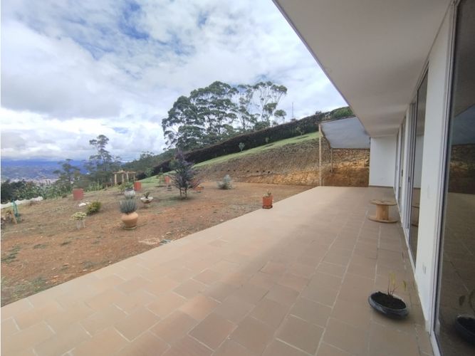 Casa de 3 alcobas en venta en Lomitas, La Ceja, 200 m² · foto 12 de 19