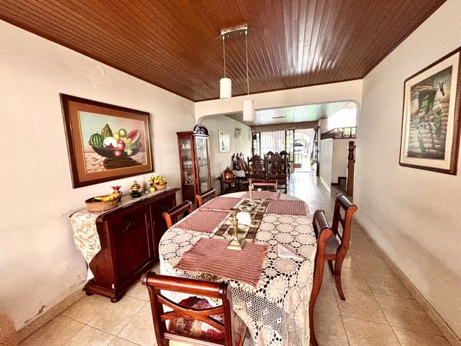 Casa de 3 alcobas en venta en Los Cedros, Bogotá, 340 m² · foto 11 de 24