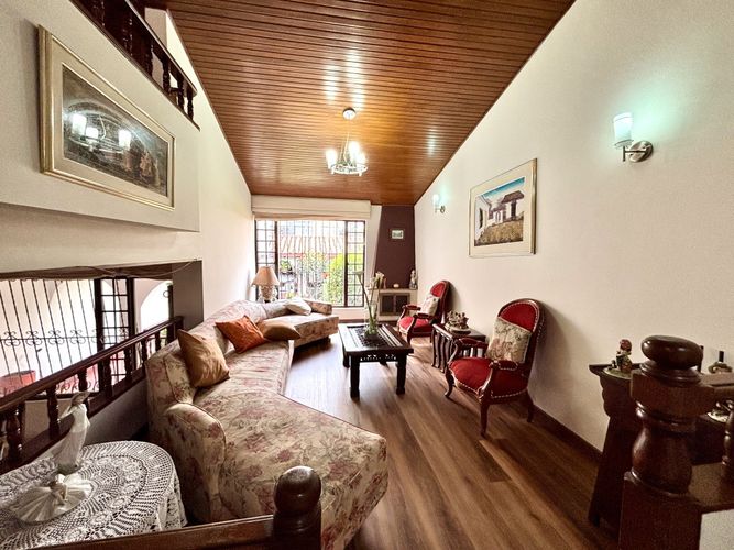 Casa de 3 alcobas en venta en Los Cedros, Bogotá, 340 m² · foto 17 de 24