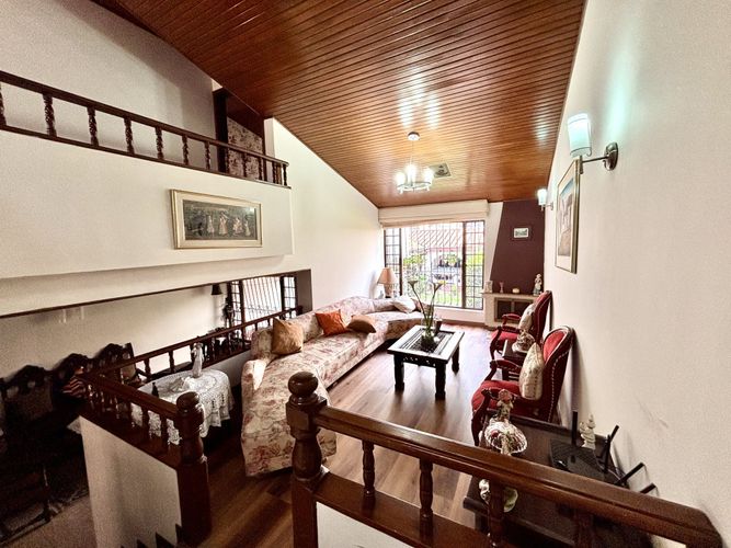 Casa de 3 alcobas en venta en Los Cedros, Bogotá, 340 m² · foto 18 de 24