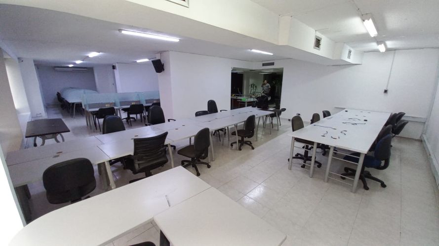 Oficina en arriendo en Versalles, Cali, 329 m² · foto 5 de 24