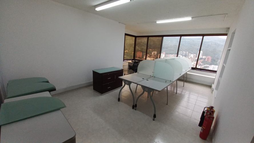 Oficina en arriendo en Versalles, Cali, 329 m² · foto 7 de 24