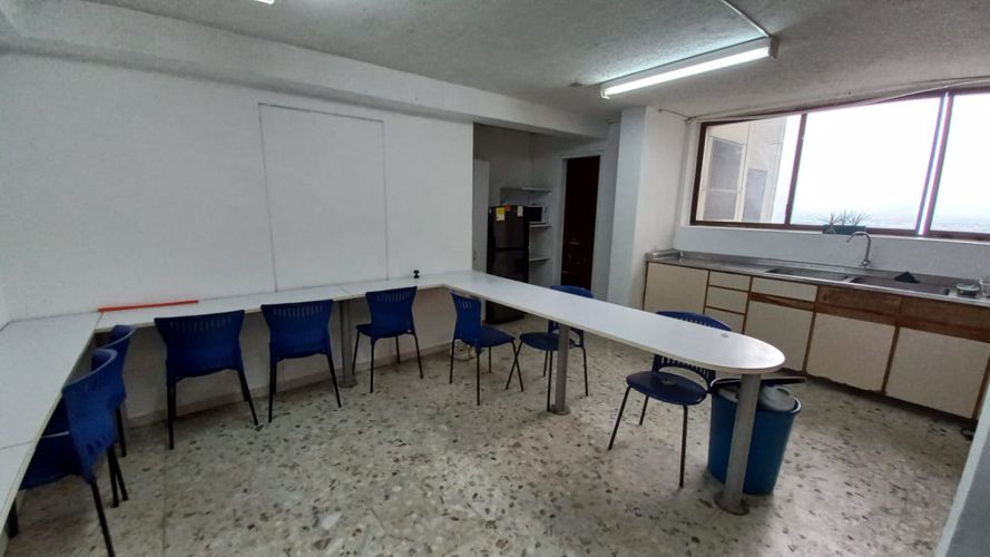 Oficina en arriendo en Versalles, Cali, 329 m² · foto 16 de 24
