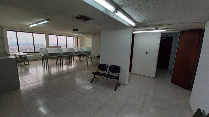 Oficina en arriendo en Versalles, Cali, 329 m² · foto 19 de 24